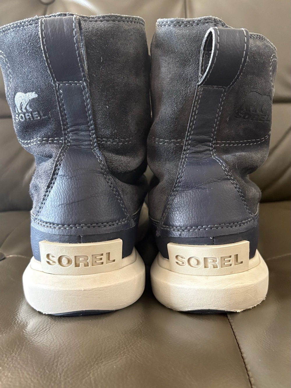 Sorel Kids' Dark Blue Suede & Leather Winter Boots with Cream Soles.